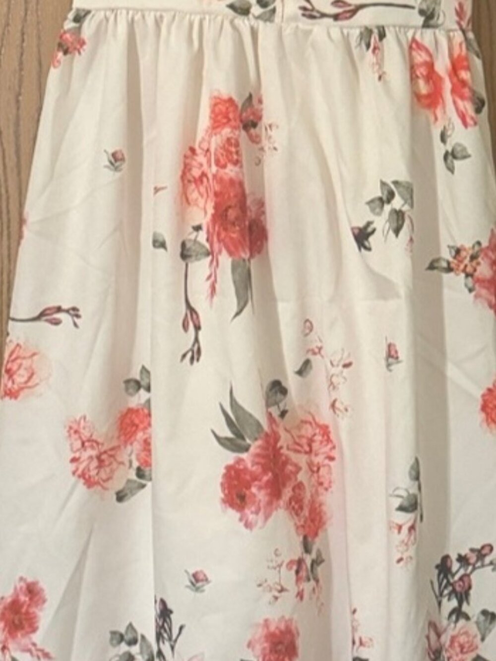 White Floral Maxi Dress‎ with Pink Rose Print